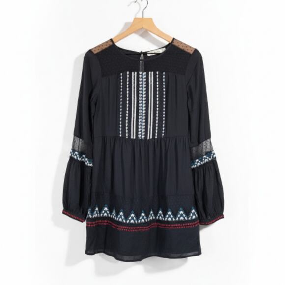 Abercrombie and Fitch Black Nordic Embroidered Dress Size Small - Picture 2 of 11